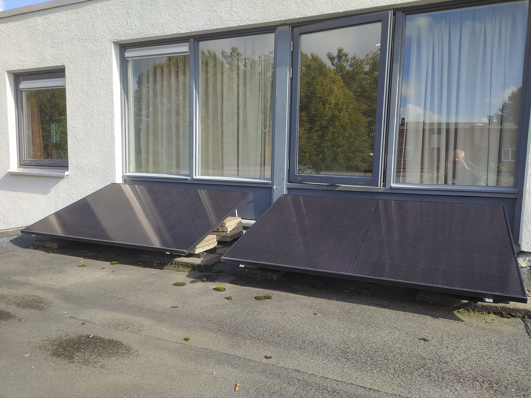 zonnepanelen met stekker example